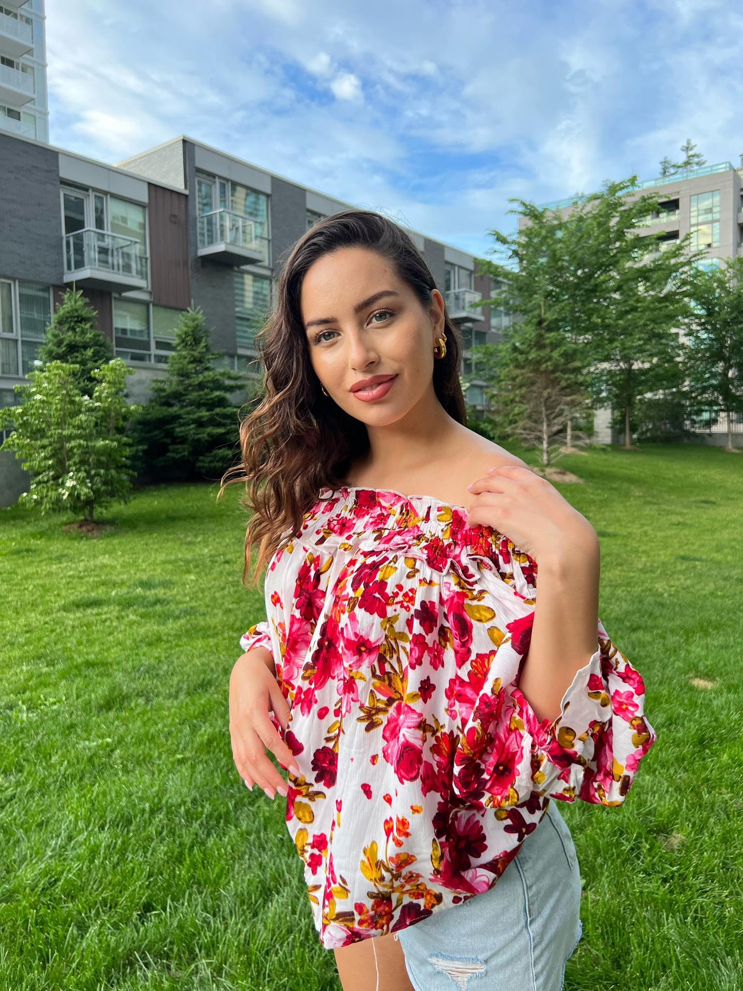 Floral Blouse With Ruffles in White